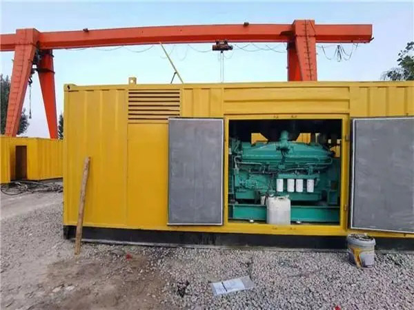 盐边冬季低温环境下，500KW发电机组应该选择什么类型的启动电瓶？